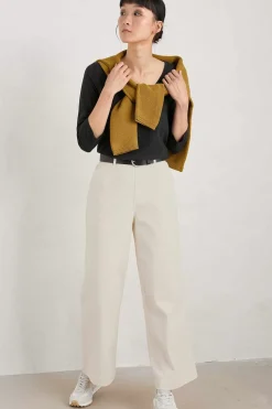 Alighting 3/4 Sleeve V-Neck Jersey Top