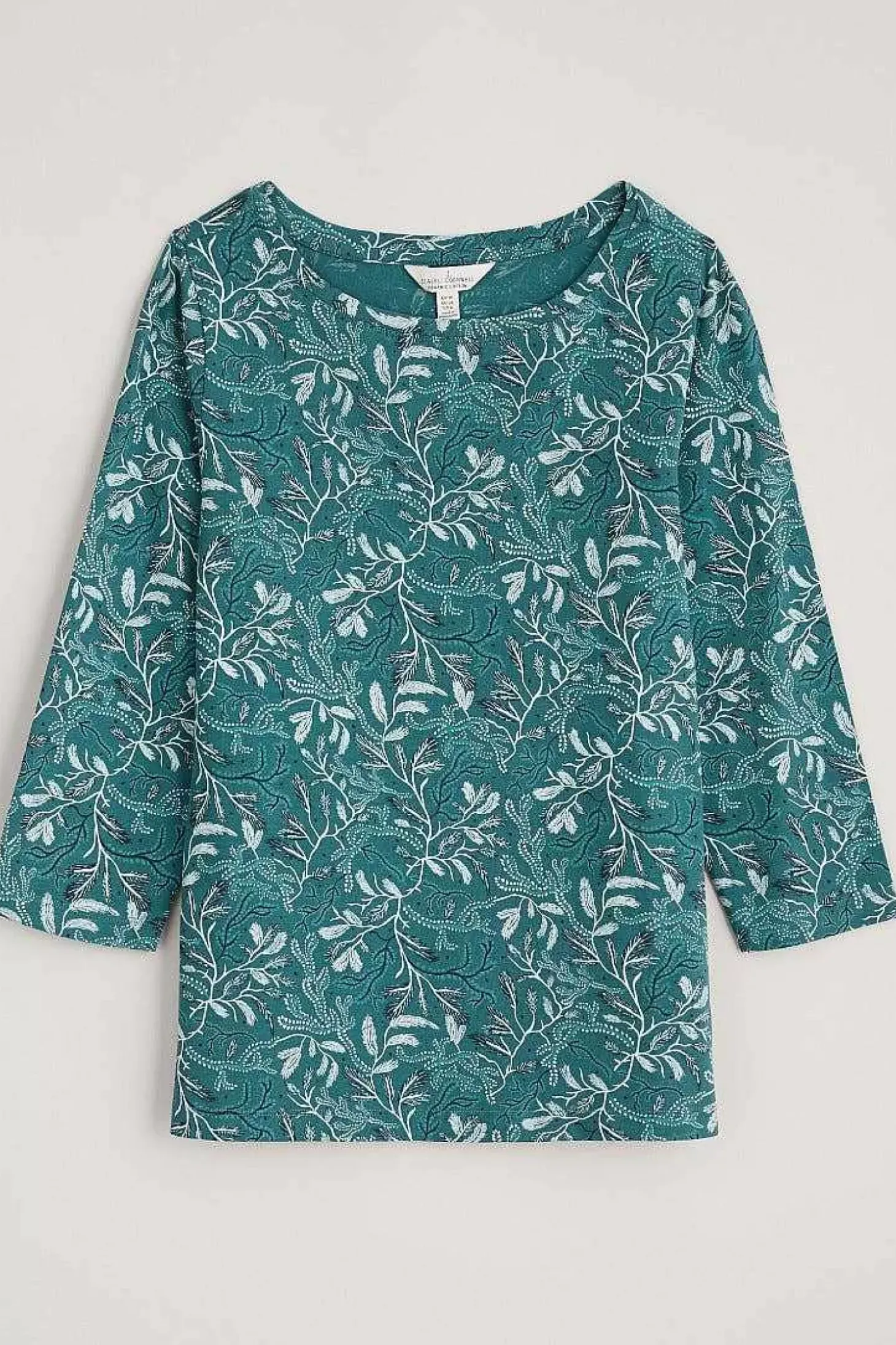 Easel 3/4 Sleeve Top