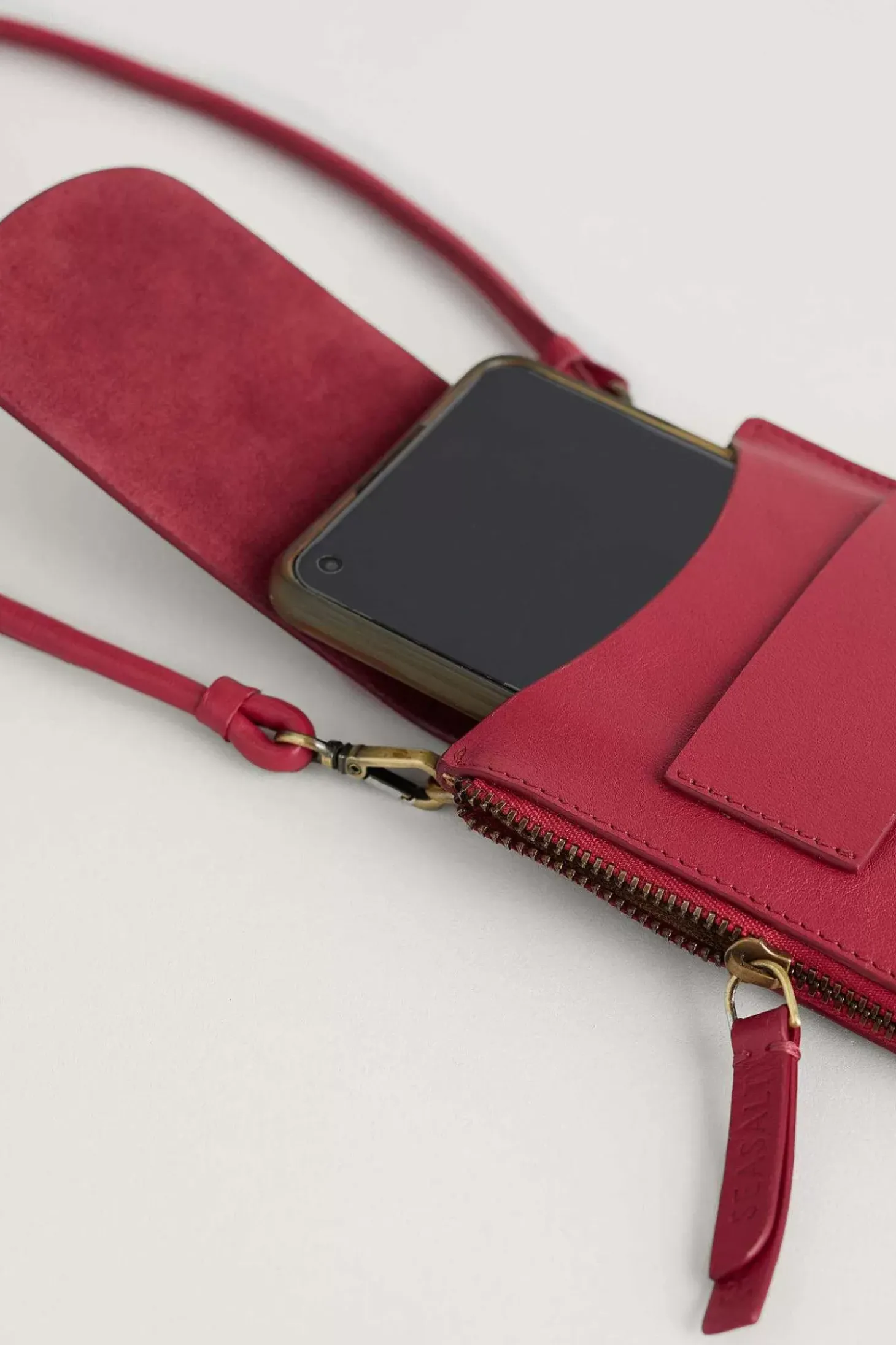 Kelsey Leather Phone Wallet