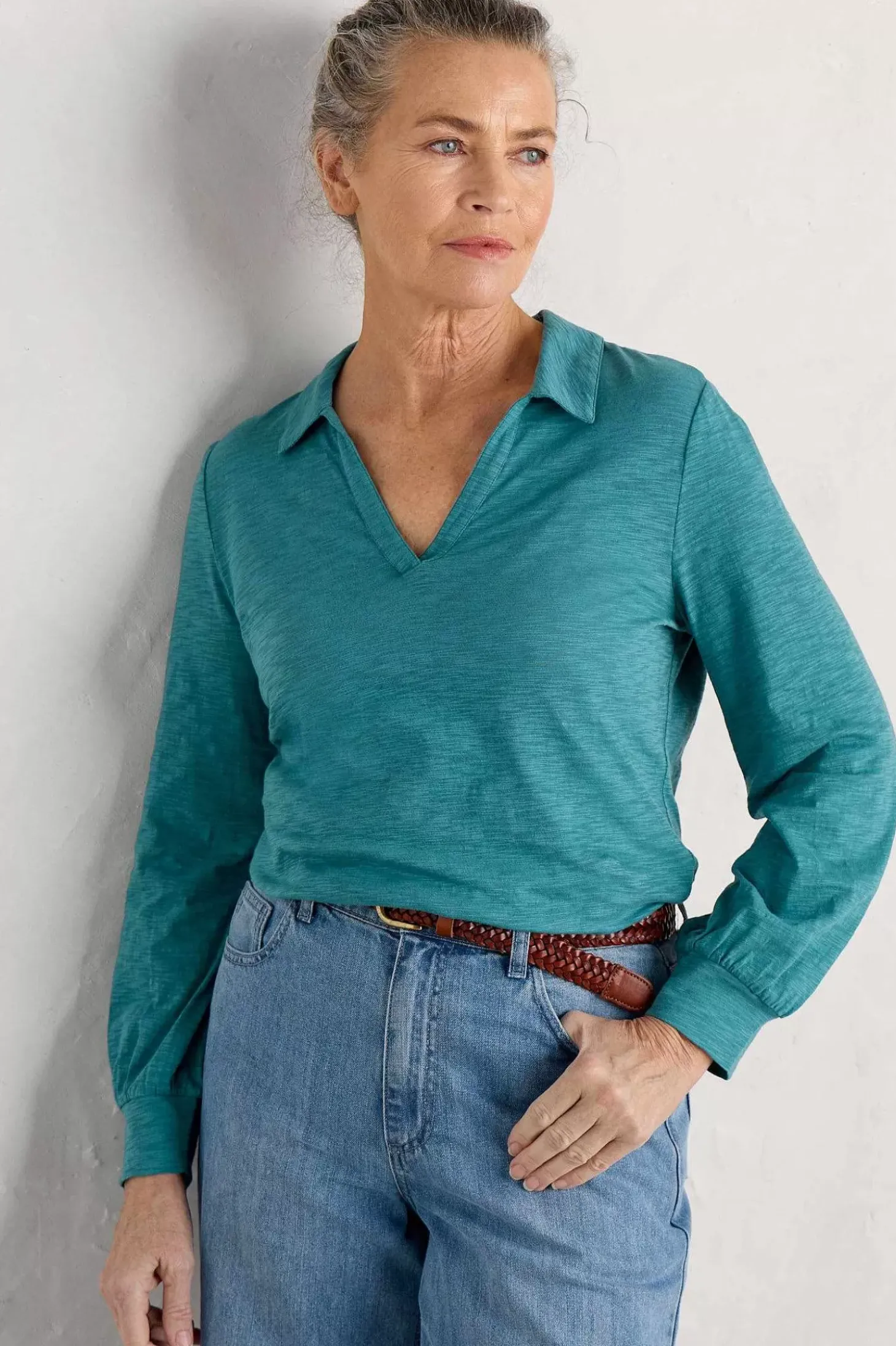 Owles Point V-Neck Jersey Shirt
